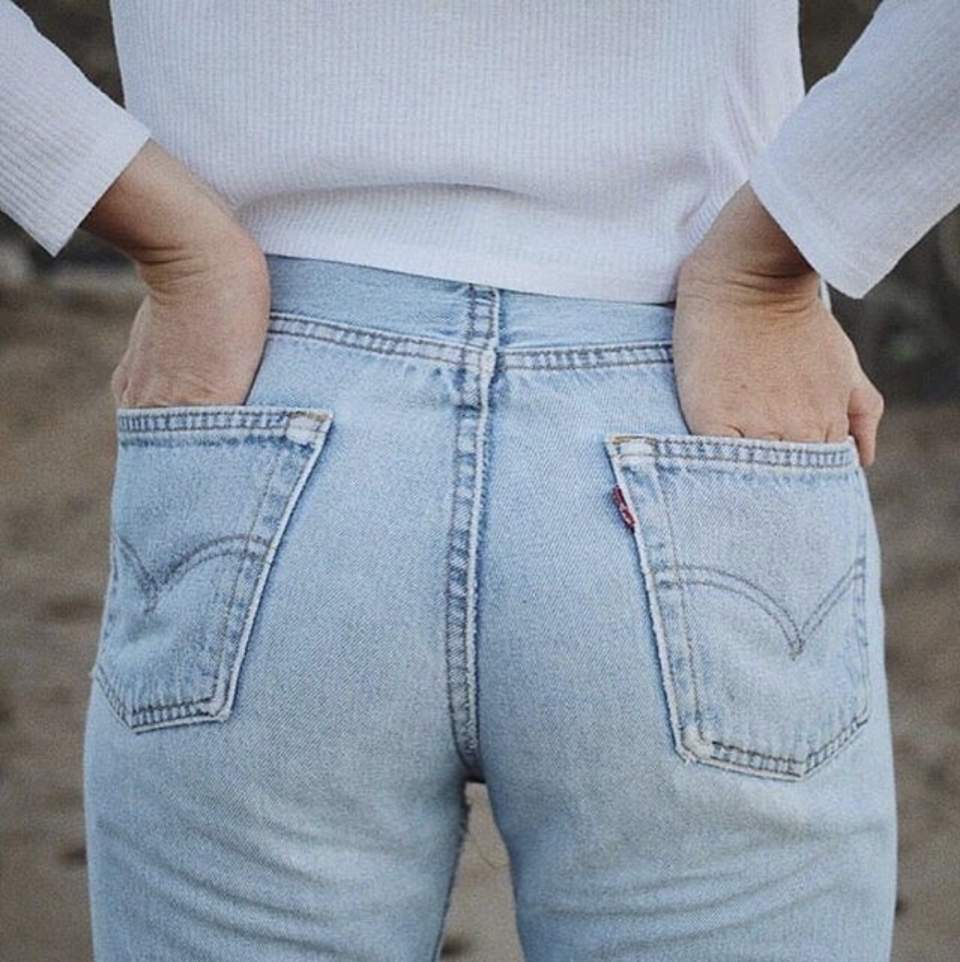 Find the jeans perfect for your bum this Black Friday. (Photo: Levi's Instagram)