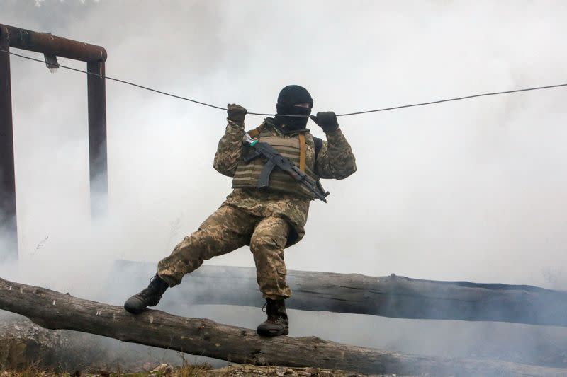 Reservists take part in military exercises outside Kharkiv