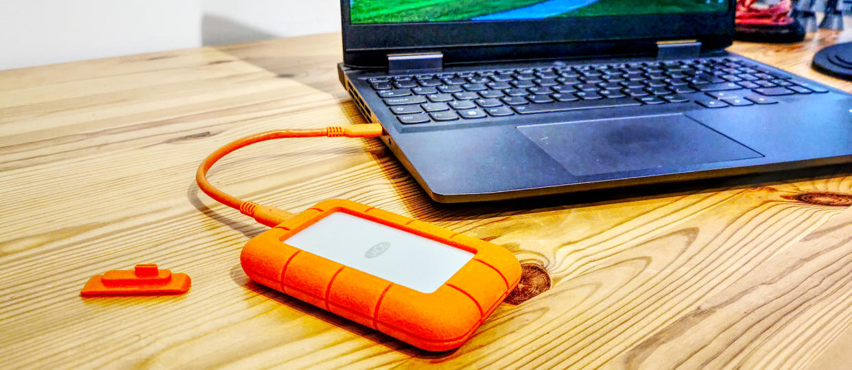  LaCie Rugged Mini SSD. 