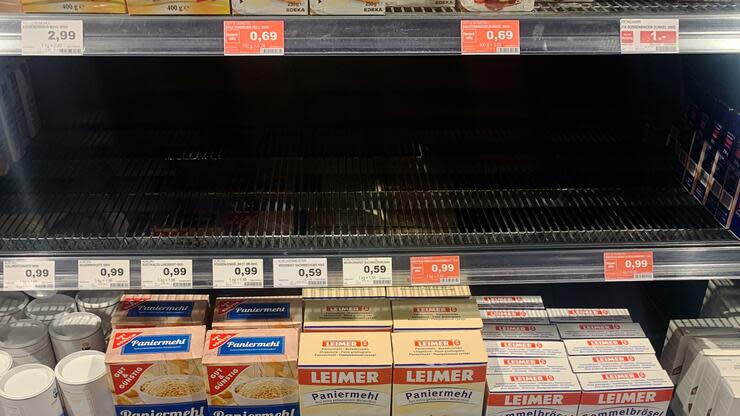 Die Angst vor dem Coronavirus sorgt inzwischen für erste Hamsterkäufe in Deutschland. Foto: dpa