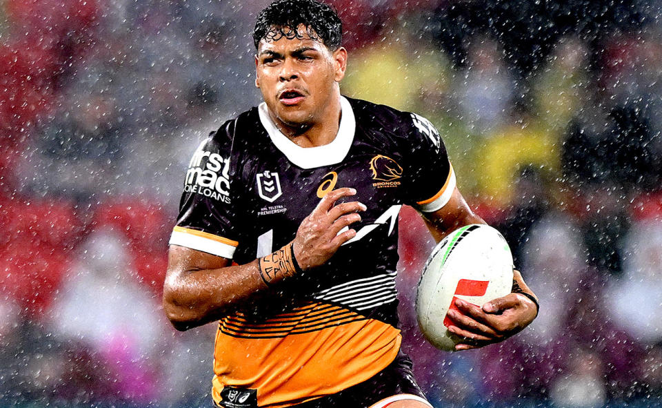 Selwyn Cobbo in action for the Brisbane Broncos.