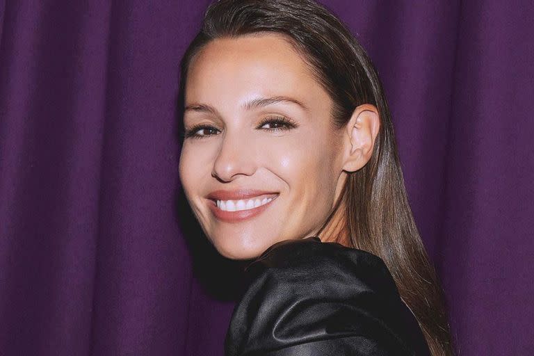 Pampita lució el abrigo de la temporada de invierno (Foto Instagram @pampitaoficial)