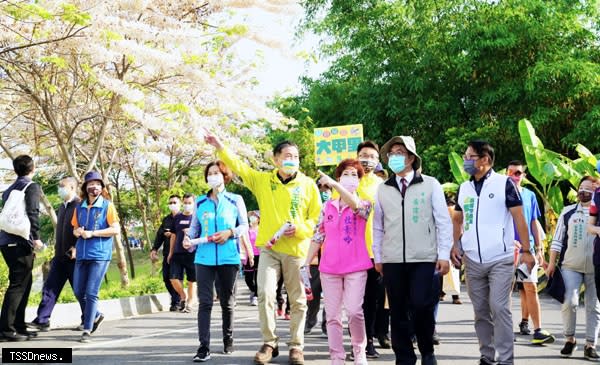 南市仁德滯洪池兼顧治水防洪與生態遊憩，深受地方居民肯定，今年並榮獲建築園冶獎。（記者李嘉祥攝）