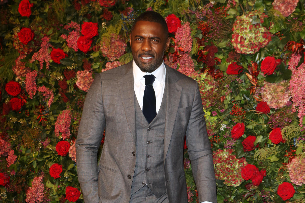 LONDON, ENGLAND - NOVEMBER 18:   Idris Elba   arrives at The 64th Evening Standard Theatre Awards at the Theatre Royal, Drury Lane, on November 18, 2018 in London, England.  (Photo by David M. Benett/Dave Benett/Getty Images) 