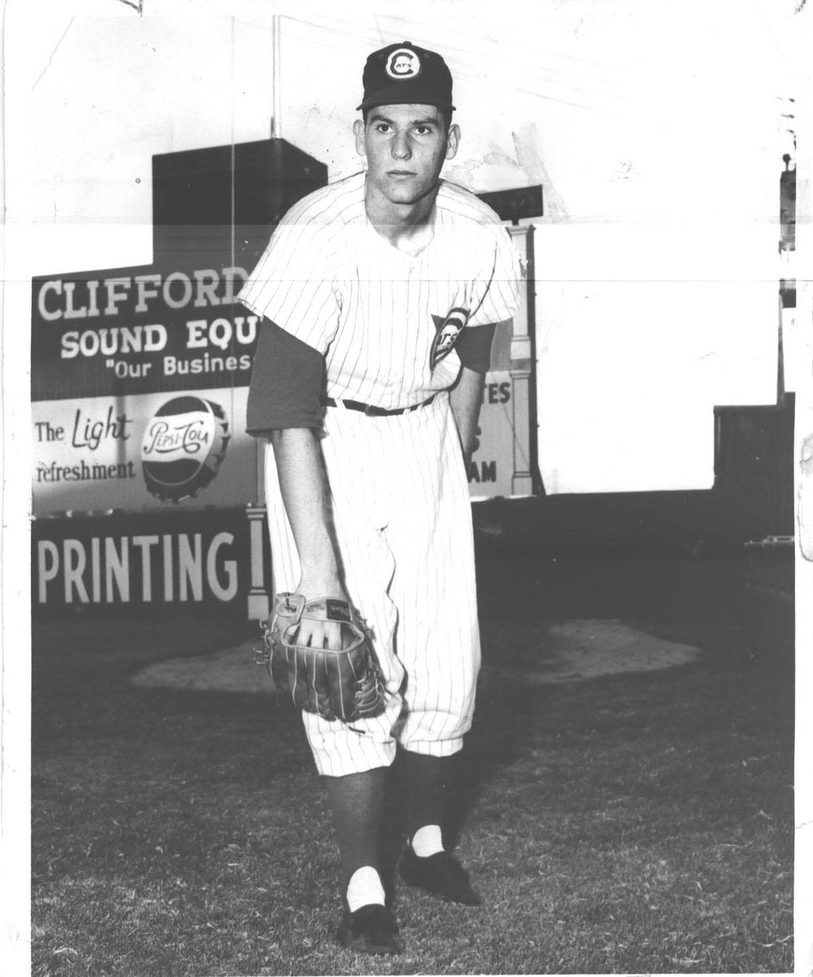 Dick Ellsworth is seen in September 1958, the year he signed with the Chicago Cubs as an amateur free agent right out of Fresno High.