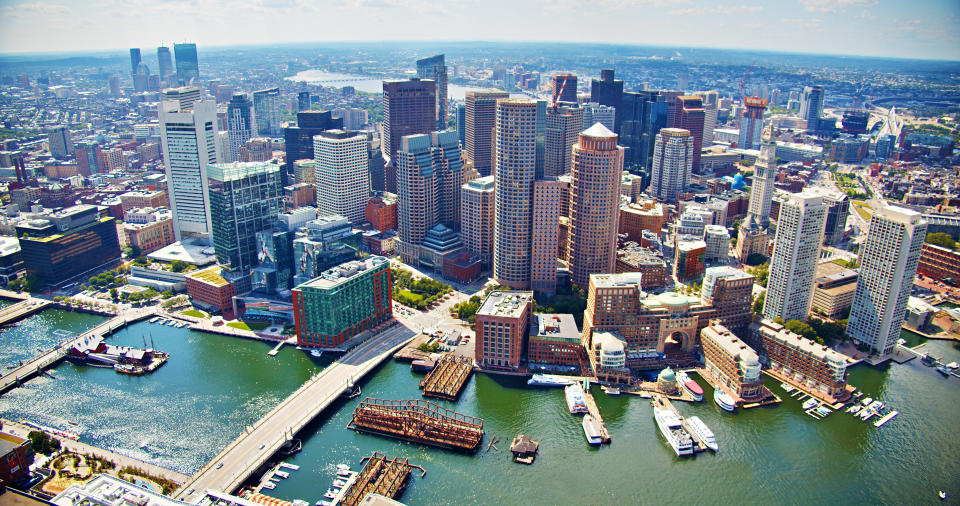 <p>El informe le da a Boston un 0,75, lo que significa que el precio de sus casas también está por encima ligeramente de su valor real. Aquí el alquiler ha subido un 4,5% y el precio de venta de inmuebles un 7,8%. (Foto: Getty Images).</p> 