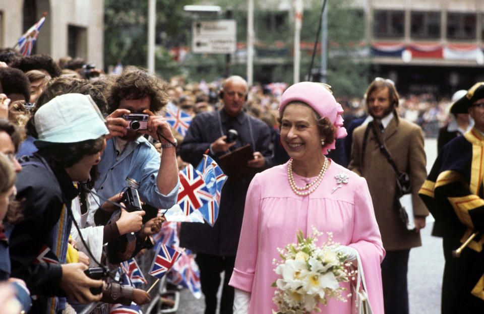 <p>Un documentaire qui dresse le portrait d’Elisabeth II, monarque au plus long règne de l’histoire du Royaume-Uni.</p><br>