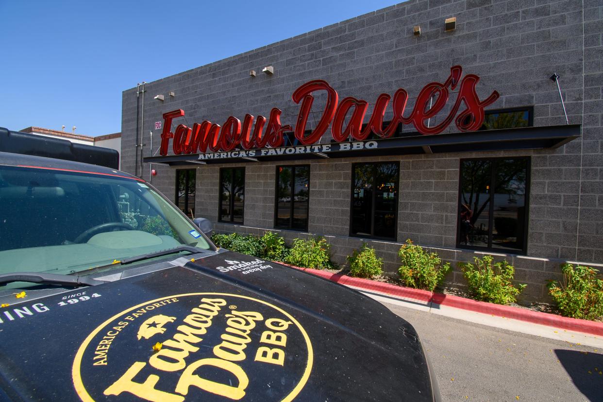 Famous Dave's is sponsoring a barbecue competition.