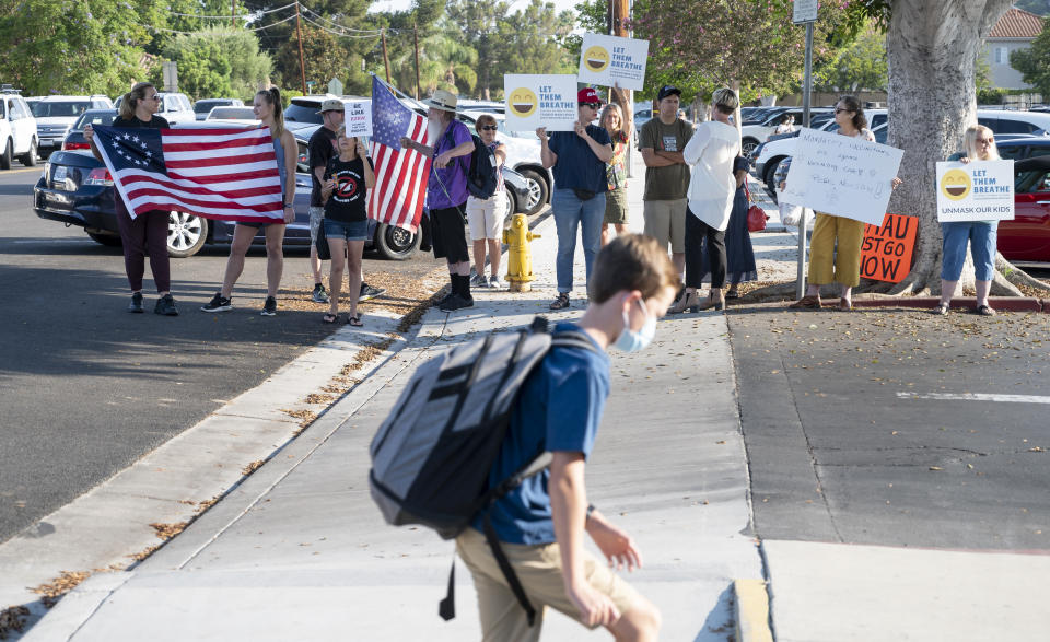 Anti-masking protesters 