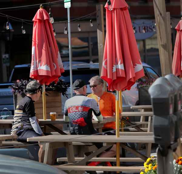 The Portsmouth City Council is moving toward passing an outdoor dining ordinance for the city.