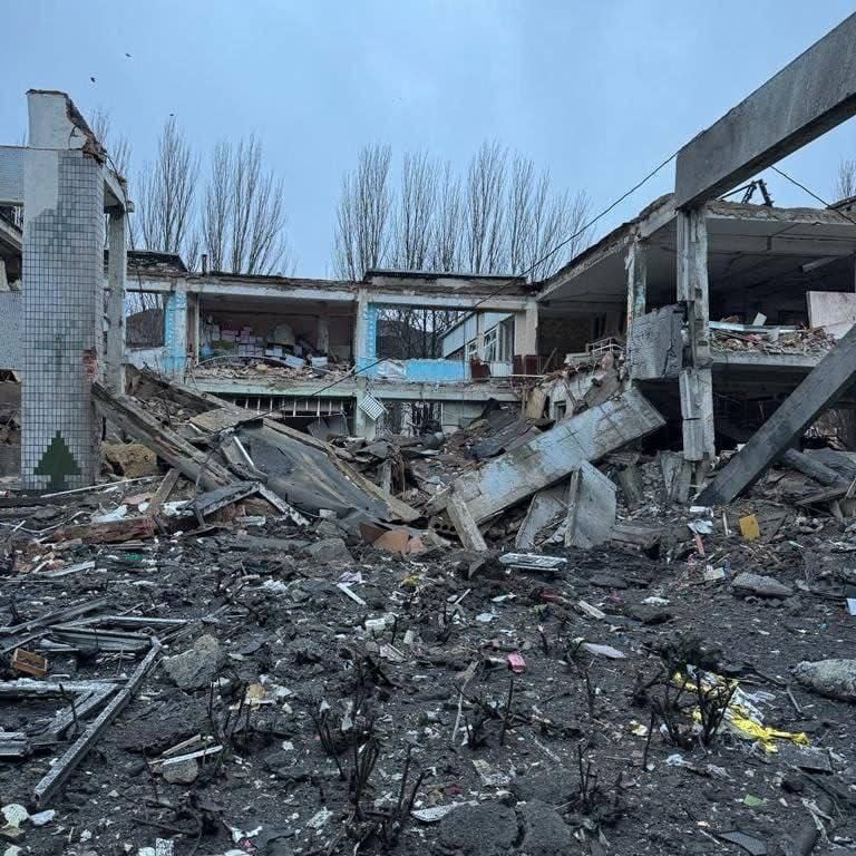 Russia attacked the town with five S-300 missiles, damaging four apartment buildings, a nursery, a school, a cafe and a clinic