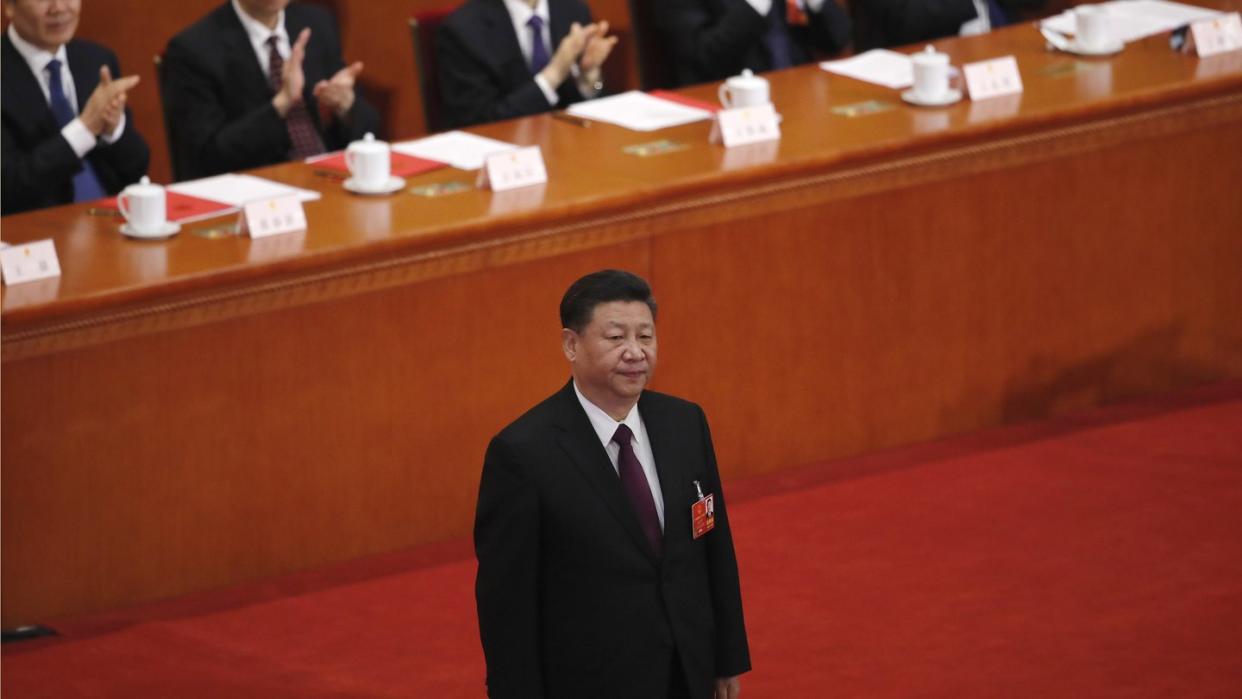 Unter Xi Jinping beginnt eine «neue Ära» für China. Kein Führer seit Staatsgründer Mao Tsetung hatte soviel Macht in den Händen wie der heutige Präsident. Foto: Andy Wong/AP