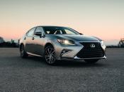 <p><strong>Best luxury midsize car for the money:</strong> Lexus ES </p>