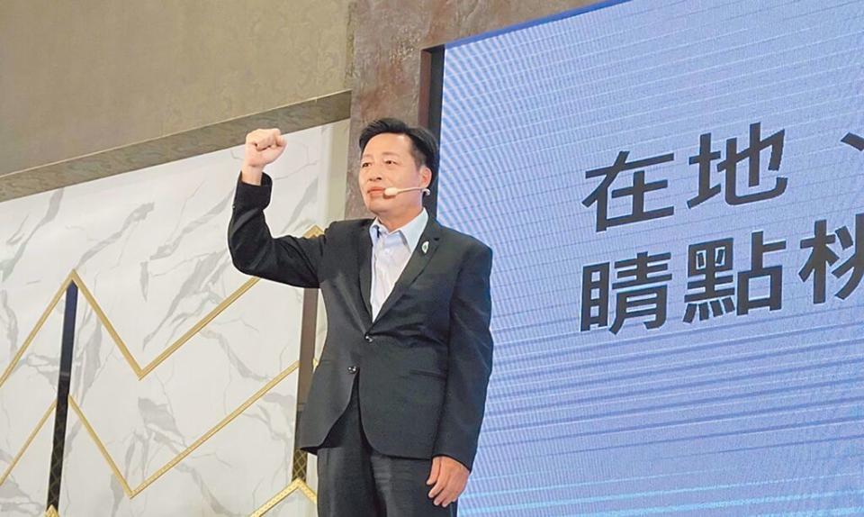 鄭寶清長期耕耘桃園區還帶出不少子弟兵，是他有自信出來參選的底氣。（本報資料照／蔡依珍攝）