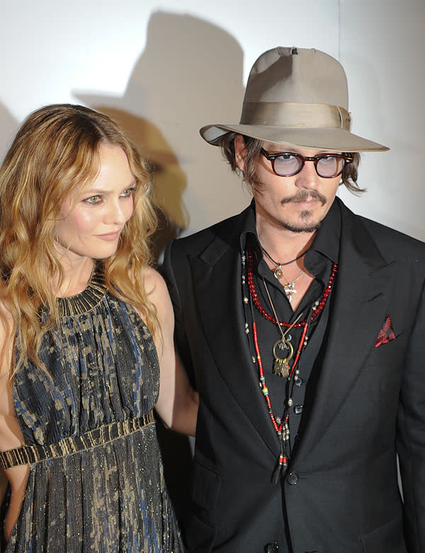 Johnny Depp Giving $150 Million To Vanessa Paradis in Split Settlement
