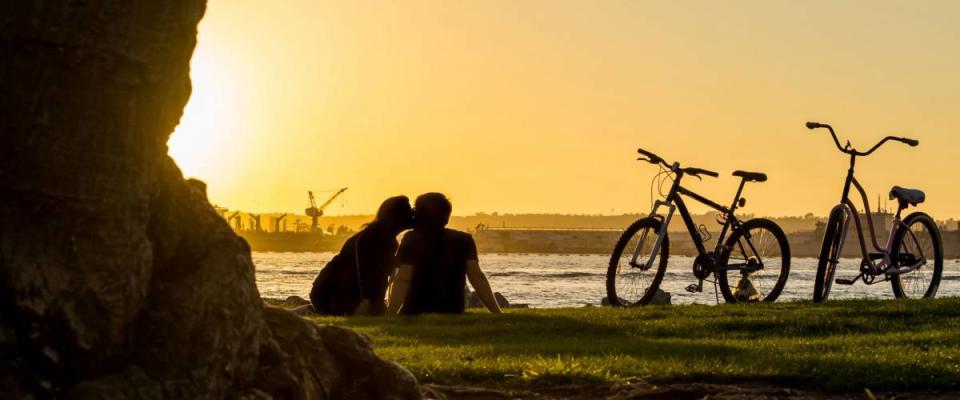 Sunset at San Diego Waterfront Public Park, Marina and the San Diego Skyline. California, United States.