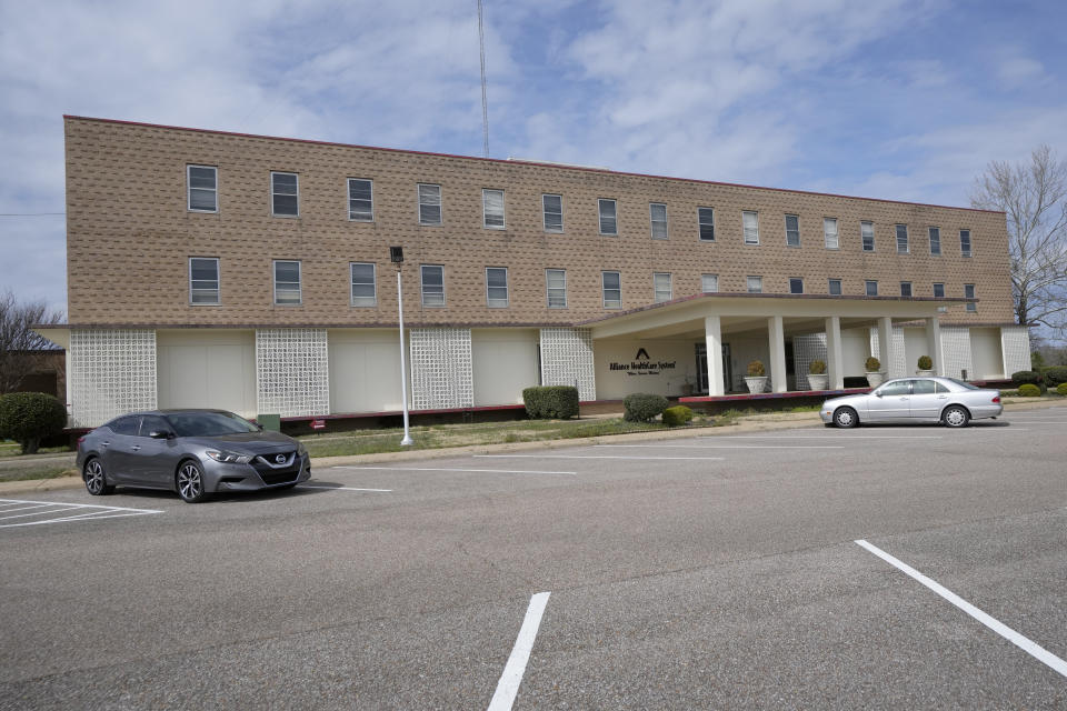 The parking lot of the Alliance Healthcare System hospital in the Holly Springs, Miss., is almost empty as seen, Feb. 29, 2024. (AP Photo/Rogelio V. Solis)