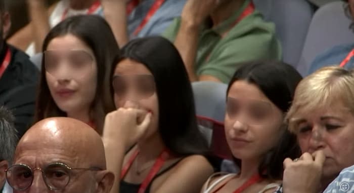 Las hijas de Rubiales en la asamblea extraordinario de la RFEF