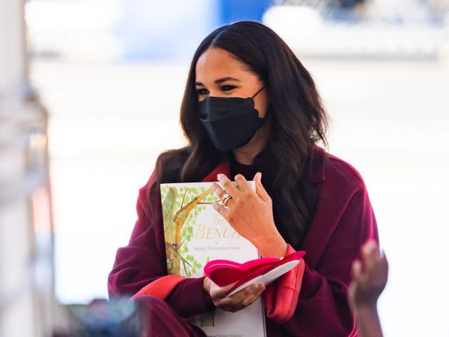 Meghan Markle was seen wearing a black scalloped-edge face mask in Harlem on Sept. 24, 2021 in New York City.  (Photo: Gotham via Getty Images)