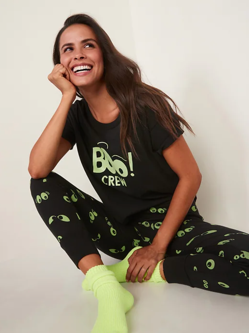 Halloween Matching Graphic Pajama Set for Women