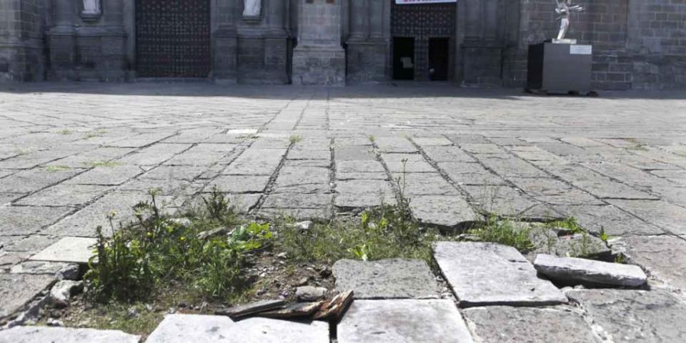 Ventilan daños que causó instalación de la Capilla Sixtina en la Catedral de Puebla