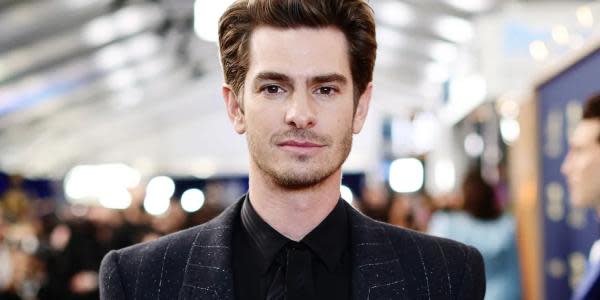 Andrew Garfield está en México y sus fans enloquecen