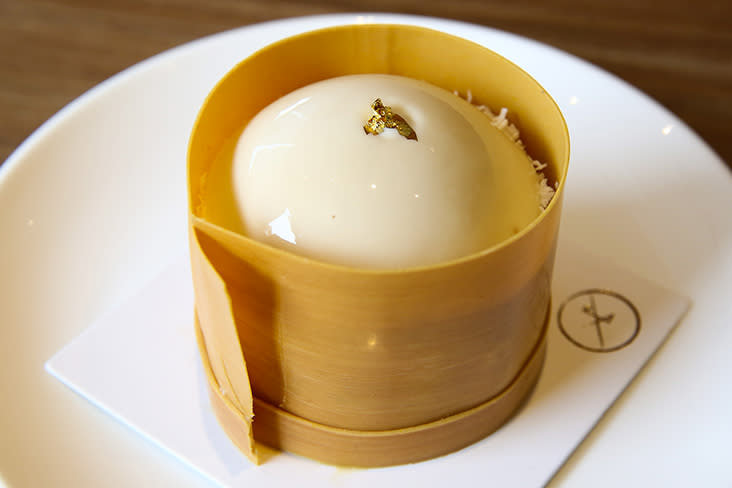 'Bao' may resemble a 'bao' but it's all about caramel with its layers of mousse, sponge cake, 'crémeux' and almond nougatine base.