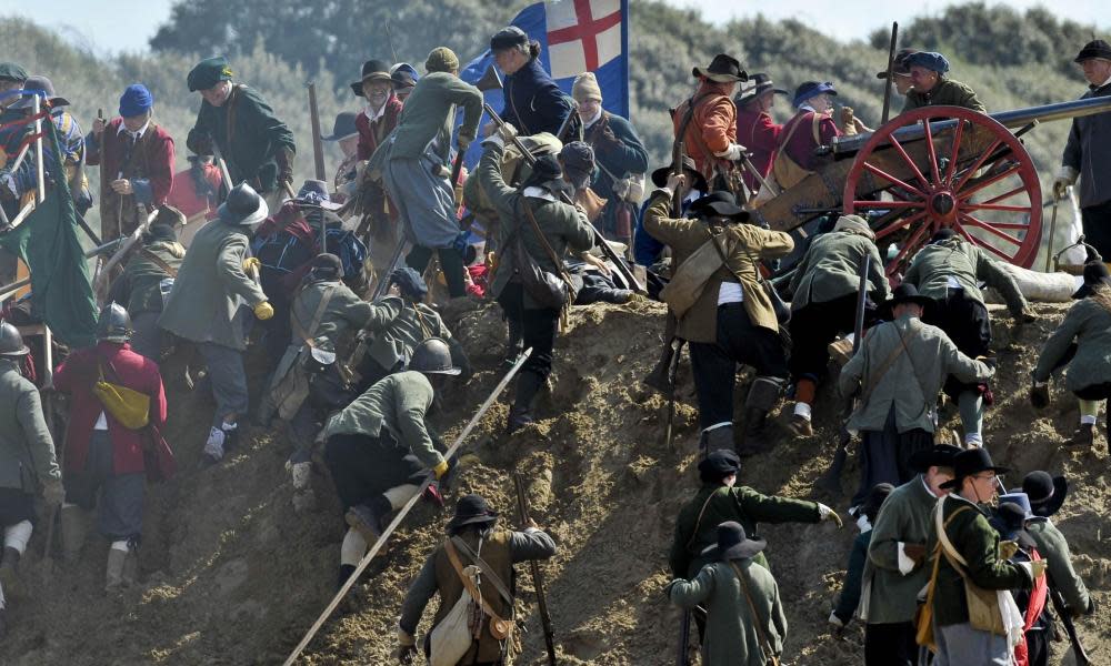 Members of the Sealed Knot re-enact a battle from the English civil war