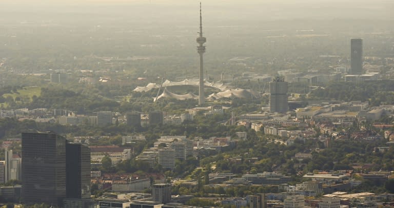 Nach dem Frühlingsfest in München haben die Behörden einem Medienbericht zufolge eine Reihe von Magen-Darm-Beschwerden bei Besuchern registriert. (Tobias Schwarz)