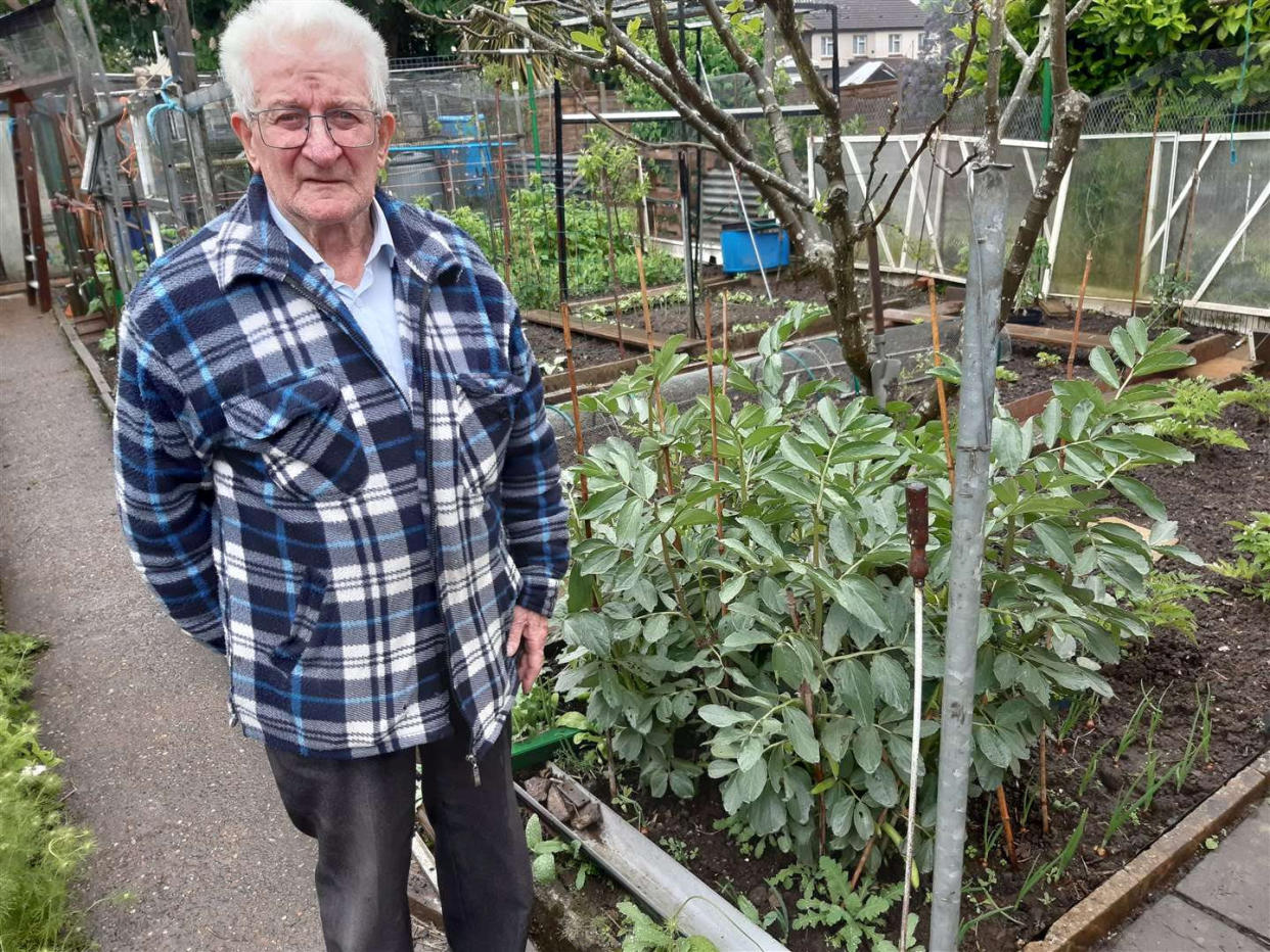 Carlo Attubato at his home garden. (SWNS)