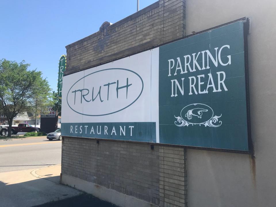 Truth restaurant was regarded as one of Joliet's most elegant dining restaurants during the past 17 years. Now, the property is for sale. Image via John Ferak