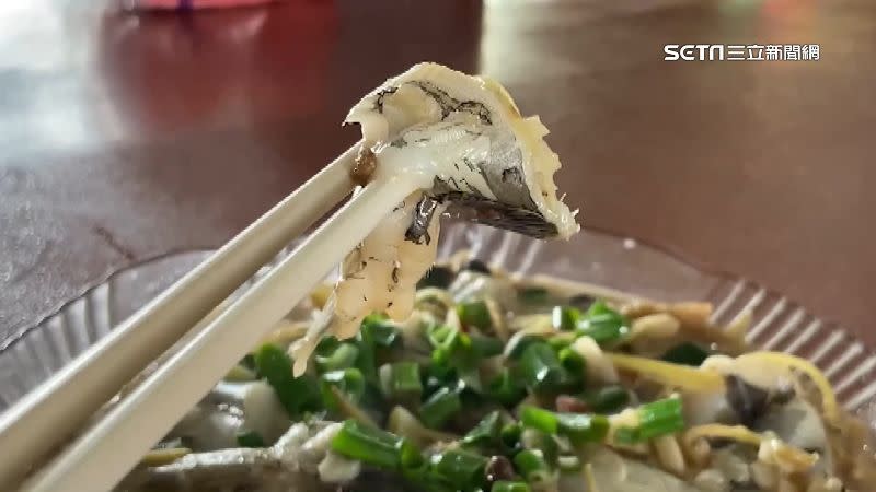 東港名產「那個魚」口感就像豆腐。