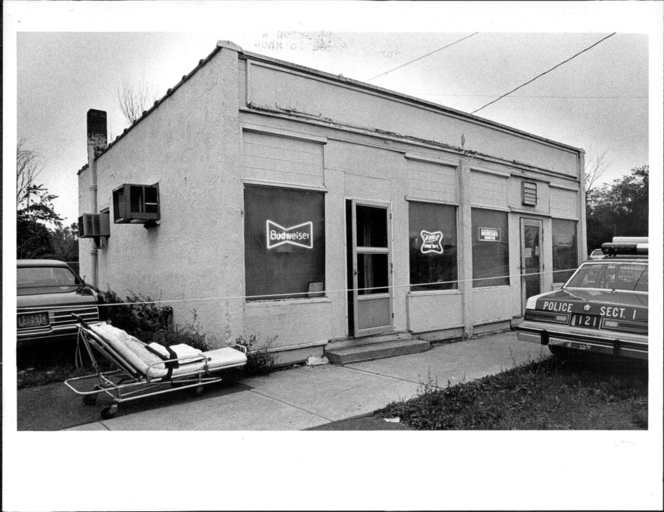 Rico's Restaurant, 617 Lexington Ave, in 1984.