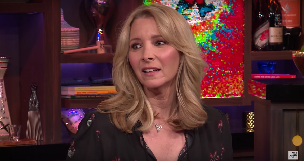 Lisa Kudrow Just Revealed A Very Sexist Thing Someone Said To Her On The Set Of “friends” 8527