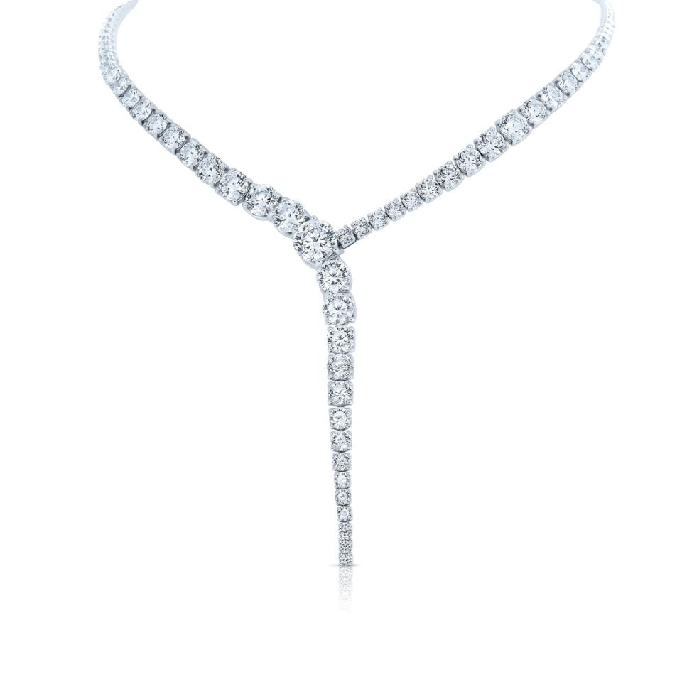 A 120-carat diamond necklace from Roberto Coin