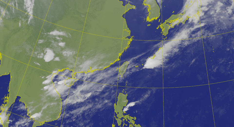 今（29日）鋒面通過，台灣北部、東半部地區有局部短暫陣雨，午後中南部山區有零星短暫陣雨。（圖取自中央氣象署網站）
