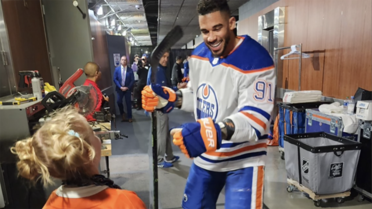 Evander Kane's Instagram Story regarding young Oilers fan's