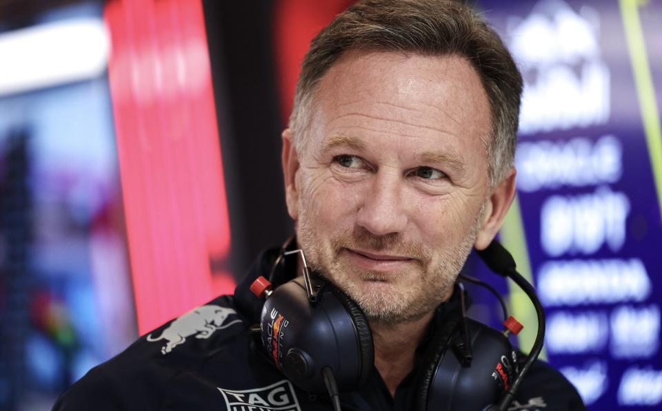 Christian Horner of Great Britain and Oracle Red Bull Racing during qualifying ahead of the F1 Grand Prix of Las Vegas at on November 17, 2023 in Las Vegas, Nevada