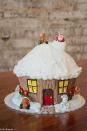 <p>Y para finalizar, un cupcake gigante decorado como una casita navideña, con Santa en la chimenea, renos y muñeco de nieve.<br><br>(Foto: Flickr.com/novavistaphotography) </p>