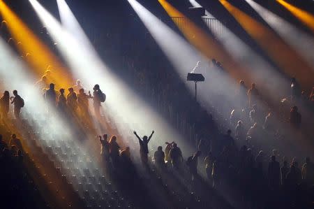 Gold Coast 2018 Commonwealth Games - Closing ceremony - Carrara Stadium - Gold Coast, Australia - April 15, 2018 - The audience of the opening ceremony. REUTERS/Athit Perawongmetha