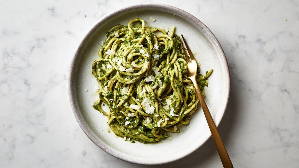 Garlic + Parmesan + All of the Basil = Perfect Pesto Pasta