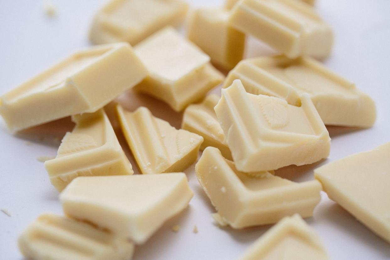 types of chocolate like white chocolate