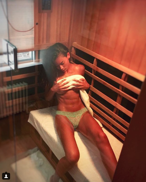 <p>Aussie Victoria's Secret model Kelly Gale has taken a sexy snap of herself wearing only her underwear and a towel covering her chest area in a new Instagram post.</p>