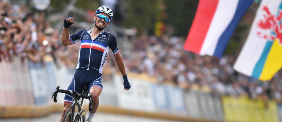 Le cycliste tricolore a décroché son deuxième titre mondial ce dimanche.
