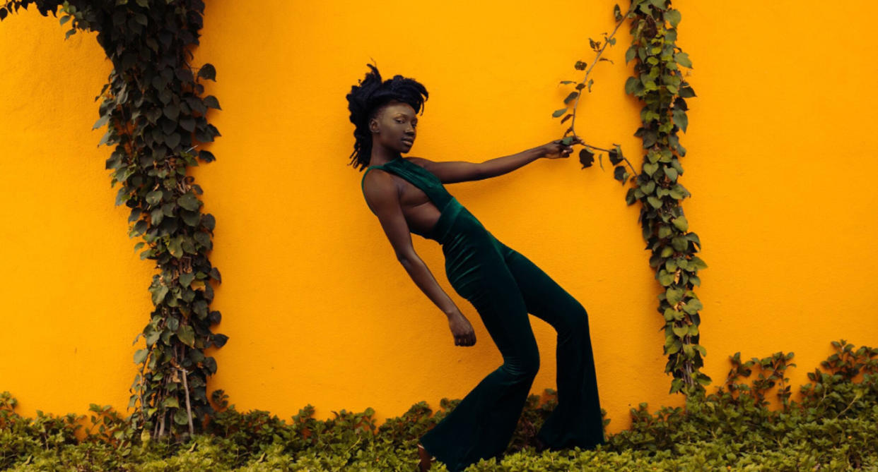 South Sudanese model opens up about learning to love her skin tone despite being bullied for it. (Photo: Twitter/Simply Ronis)