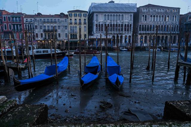 Venice canals run dry amid fears Italy faces another drought