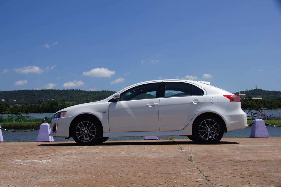 賣純日製味，Mitsubishi Lancer Sportback小改款續戰台灣