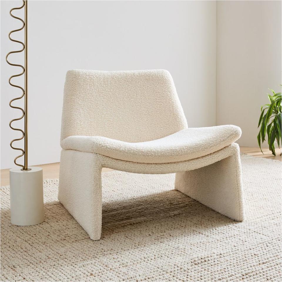 <p><a href="https://go.redirectingat.com?id=74968X1596630&url=https%3A%2F%2Fwww.westelm.com%2Fproducts%2Fmara-hoffman-chair-h11147&sref=https%3A%2F%2Fwww.housebeautiful.com%2Fshopping%2Ffurniture%2Fg23901368%2Fshearling-chairs%2F" rel="nofollow noopener" target="_blank" data-ylk="slk:Shop Now;elm:context_link;itc:0;sec:content-canvas" class="link ">Shop Now</a></p><p>Mara Hoffman Chair</p><p>westelm.com</p><p>$699.00</p><span class="copyright">West Elm + Mara Hoffman</span>