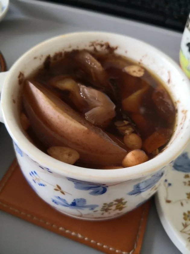 湯水食譜｜陳皮花膠燉雪梨  中菜 + 西式美食