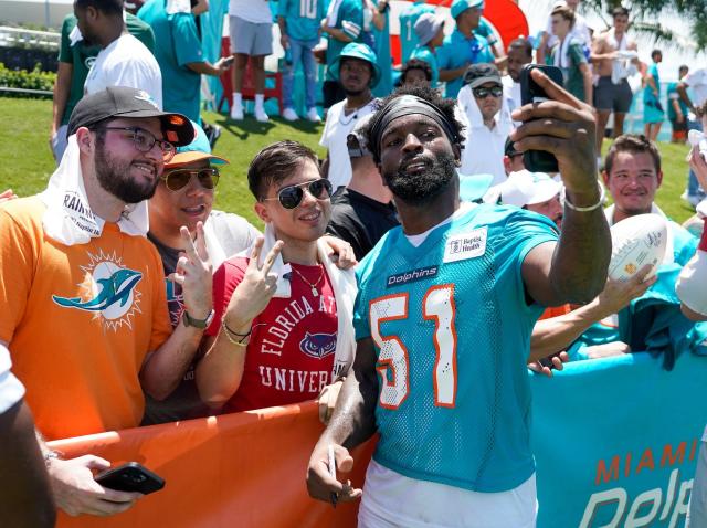 New Dolphins LB David Long chooses jersey number